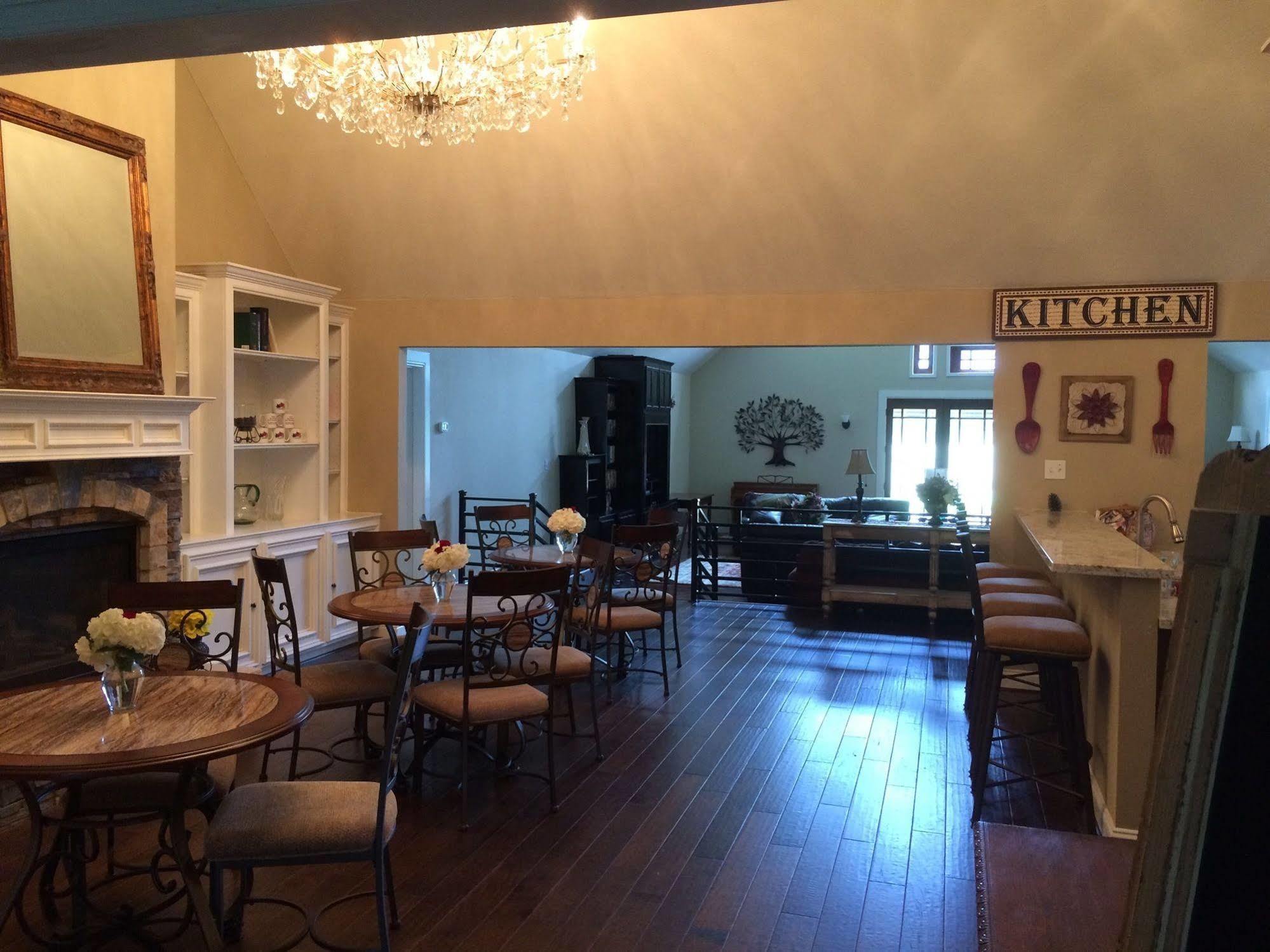 Maple Creek Bed&Breakfast Tomball Eksteriør billede